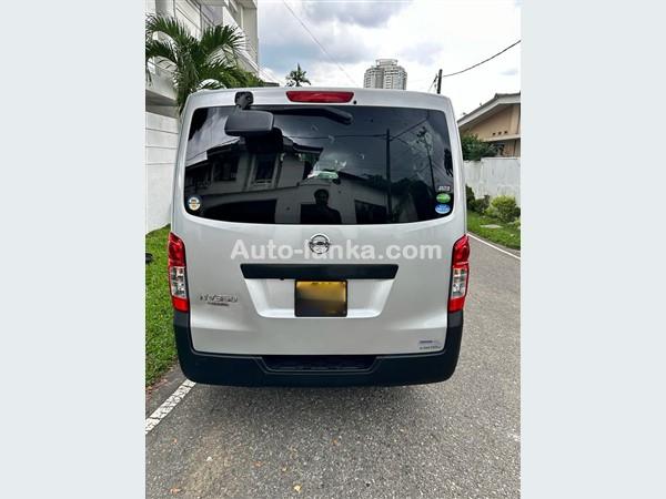 NISSAN NV350   2018 VAN  FOR RENT