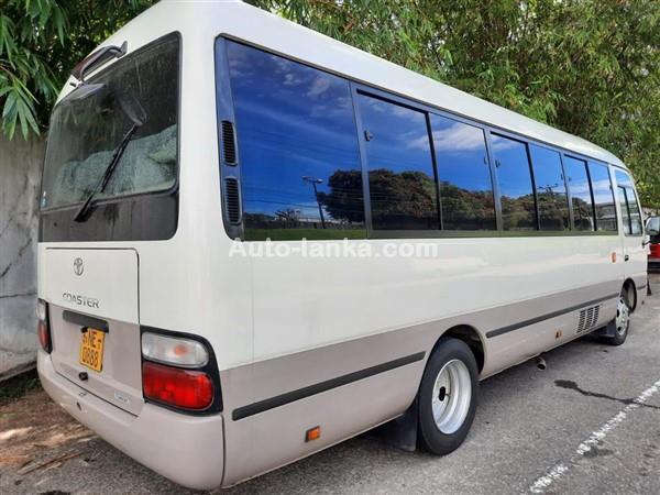 28 Seater A/C Bus For Hire