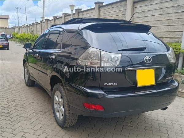 Toyota Harrier SUV for Rent