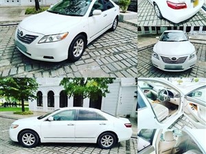 TOYOTA CAMRY FOR RENT