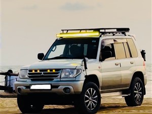 Mitsubishi Pajero IO GDI For Rent
