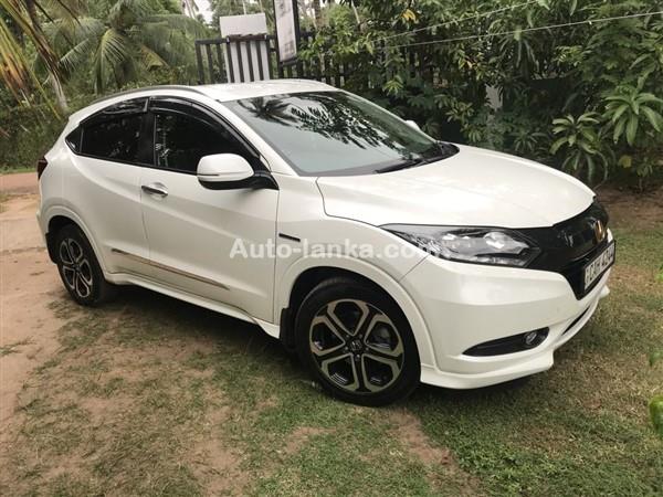 Honda Vezel For Rent