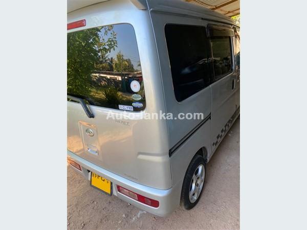Hijet 7 Seater Auto Gear van For Rent