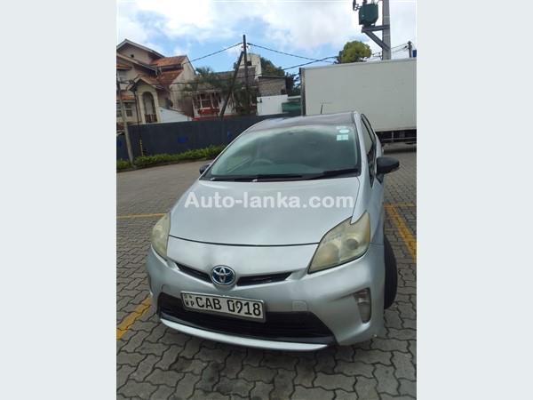 Prius 3rd for Rent