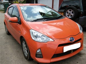 Rent a Car Toyota Aqua