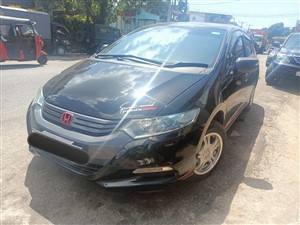 Honda Insight car for rent