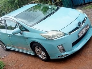 Prius 3rd for Rent