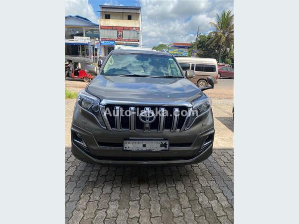 Rent for Prado 150