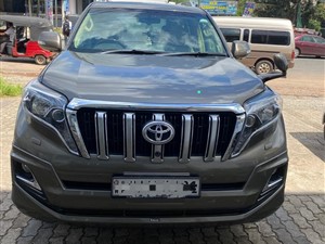 Rent for Prado 150