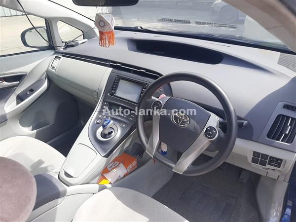 Prius  Car for Rent