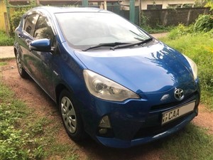 Toyota Aqua Car for Rent