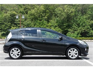 toyota aqua for rent