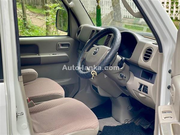 Nissan NV100 Van for Rent
