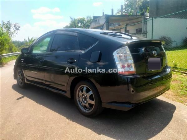 Rent a car Toyota Prius