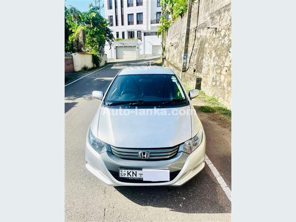 Honda Insight Car for Rent - Car Rental