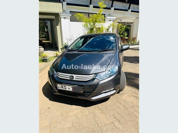 Honda Insight  For Rent