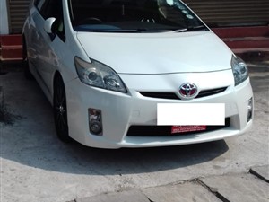 Toyota Prius For Rent