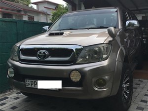 Toyota Hilux For Rent