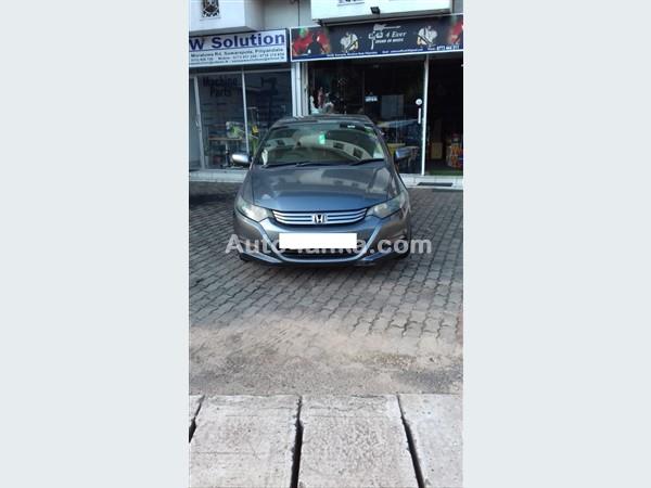 Honda Insight for Rent