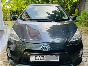 Toyota Aqua For Rent