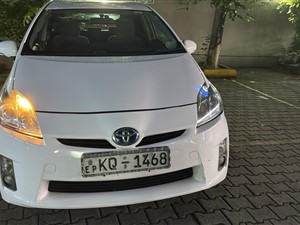 Prius 3rd for Rent