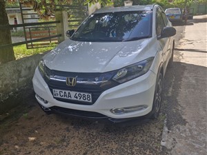 Honda Vezel for Rent