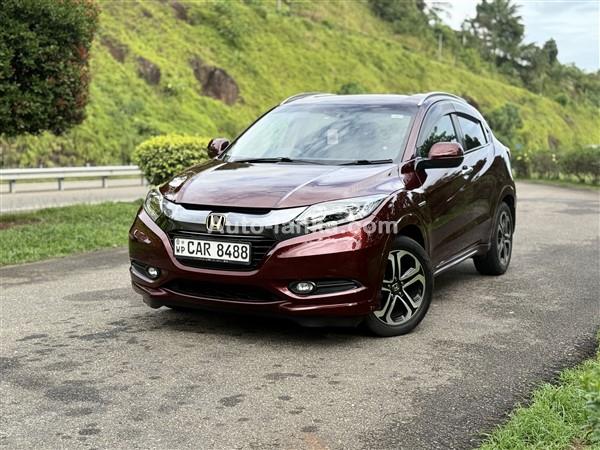 Honda Vezel Hybrid SUV for Rent