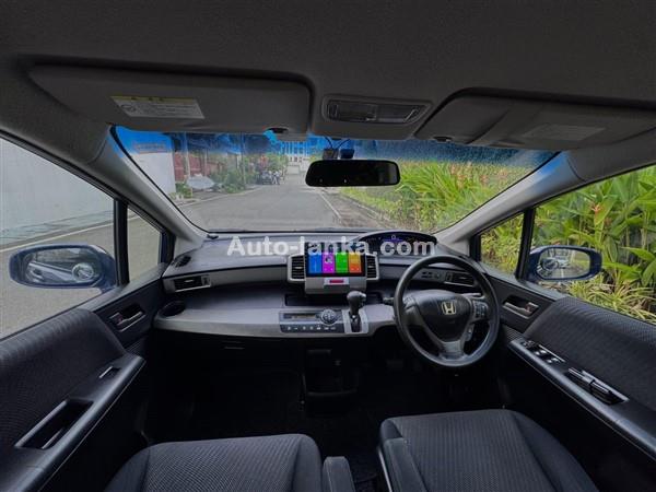 Honda Freed 7 Seater