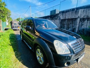 Rexton 7 Seater for Rent