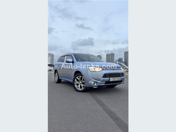 Mitsubishi outlander for rent