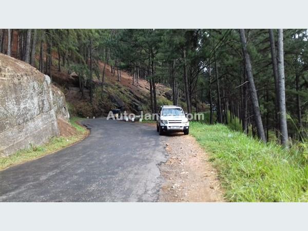 Mitsubishi Montero io Jeep for RENT