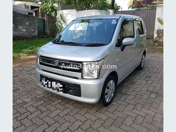 SUZUKI WAGON R AVAILABLE FOR RENT