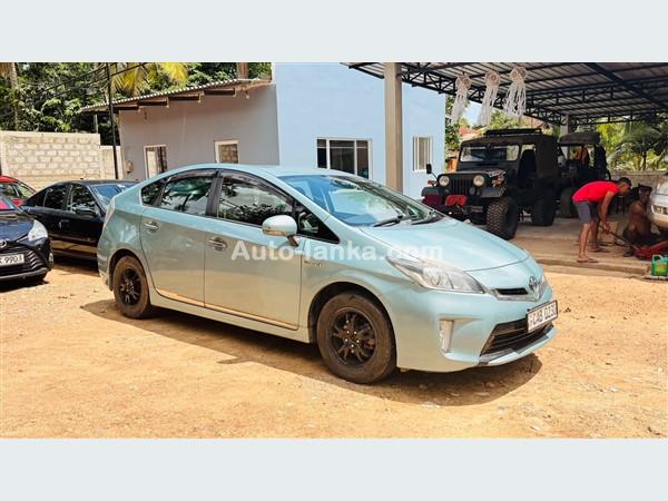 Toyota aqua X urban
